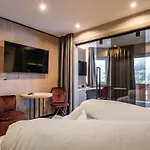布鲁克酒店 酒店