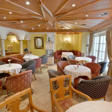 فندق Bruecke 4*