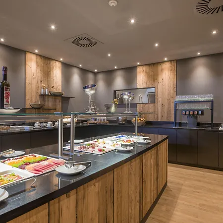 Hotel Bruecke 4*