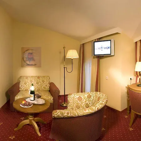 Bruecke Hotel 4*
