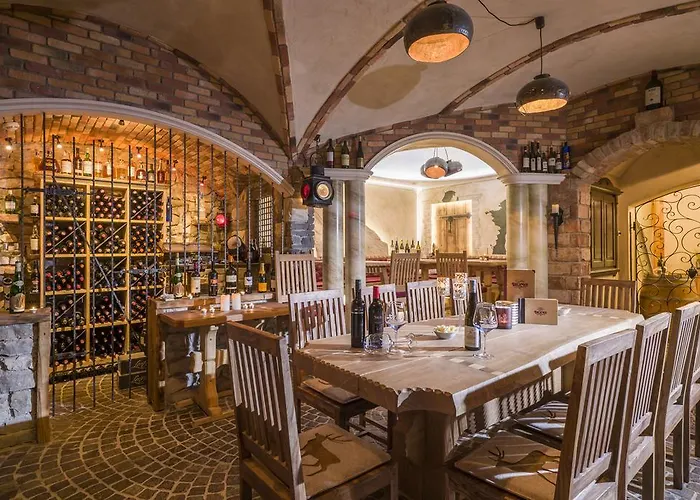 Bruecke Szálloda 4*